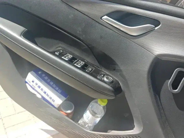 Wuling Starlight — Фото автомобиля 7