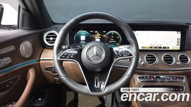 Mercedes-Benz E-Class W213 — Фото автомобиля 19