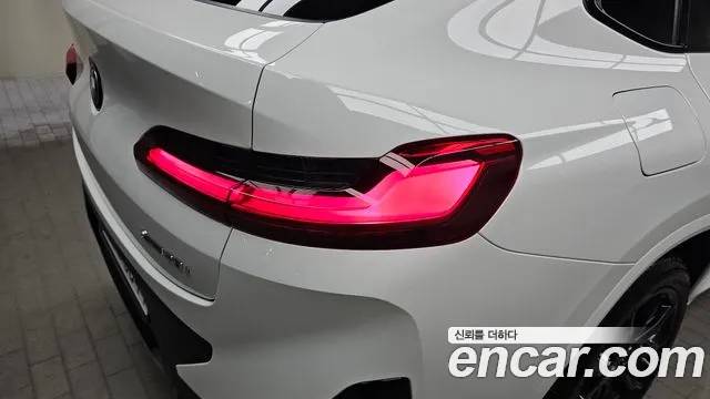 BMW X4 xDrive20i M Sport Pro Special Edition — Фото автомобиля 22