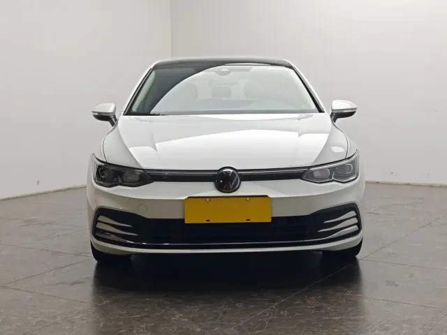 Volkswagen Golf — Фото автомобиля 5