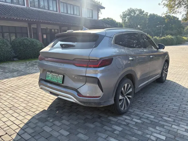 BYD Song PLUS — Фото автомобиля 9