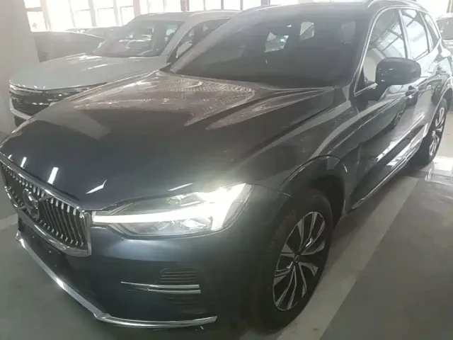 Фотография автомобиля — Volvo XC60