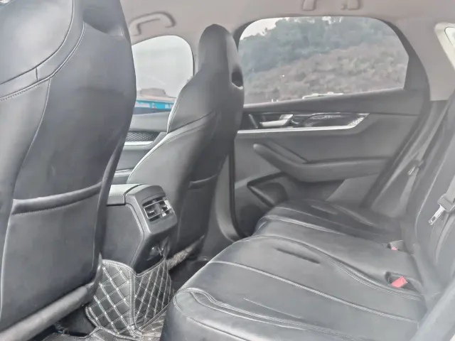 BYD Qin PLUS — Фото автомобиля 5