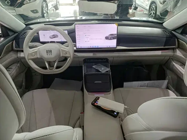 Buick Electra L7 — Фото автомобиля 9