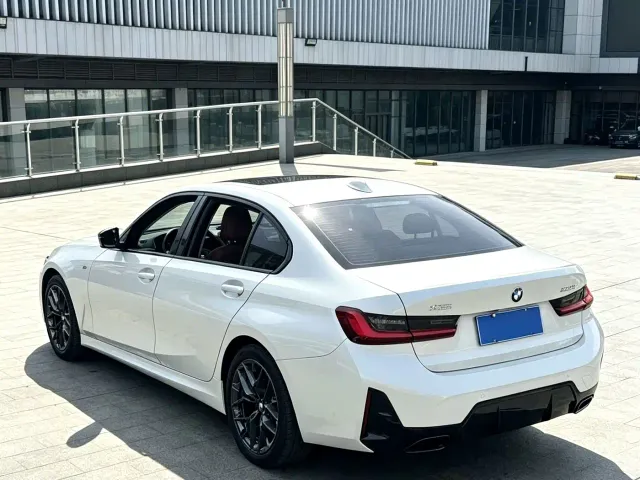 BMW 3 Series — Фото автомобиля 8