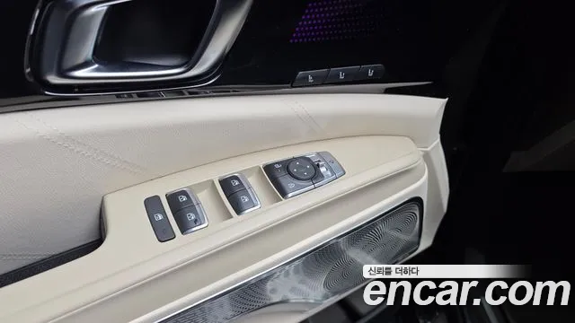 Kia Canival Новый Carnival 4 поколение Бензин 9 мест Hi-Limousine (Спецкузов) — Фото автомобиля 19