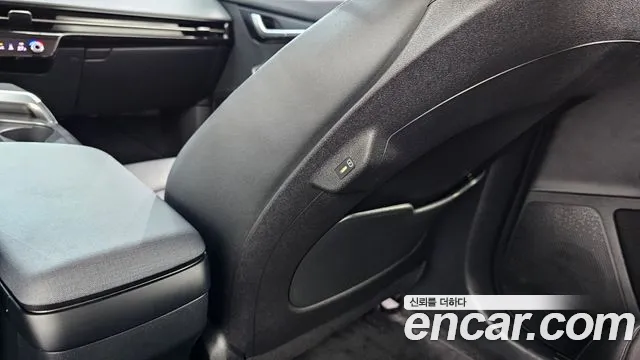 Kia EV6 — Фото автомобиля 27