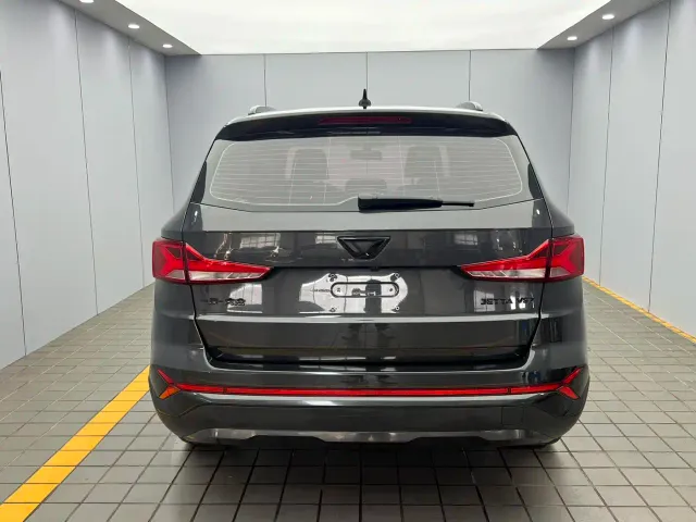 Jetta VS7 — Фото автомобиля 5