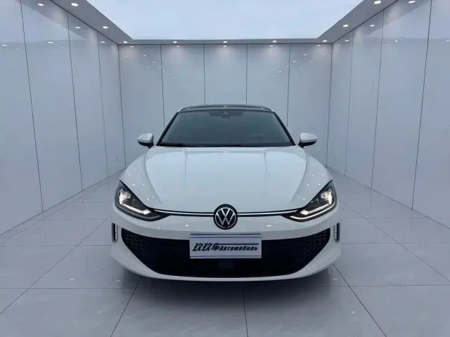Volkswagen Lamando — Фото автомобиля 2