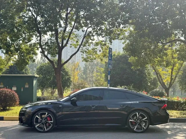 Audi A7 — Фото автомобиля 3