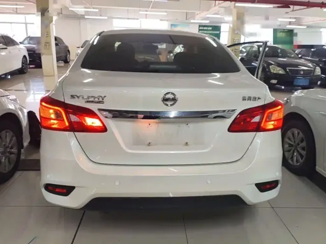 Nissan Sylphy — Фото автомобиля 5