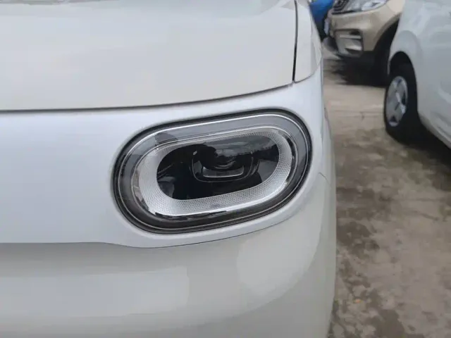 Wuling Hongguang Mini EV — Фото автомобиля 23