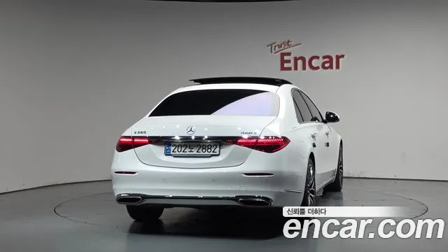 Mercedes-Benz S-Class — Фото автомобиля 4
