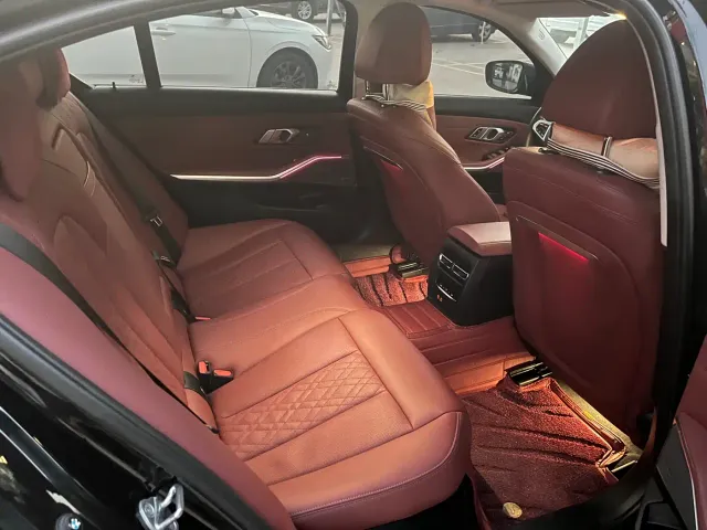 BMW 3 Series — Фото автомобиля 11