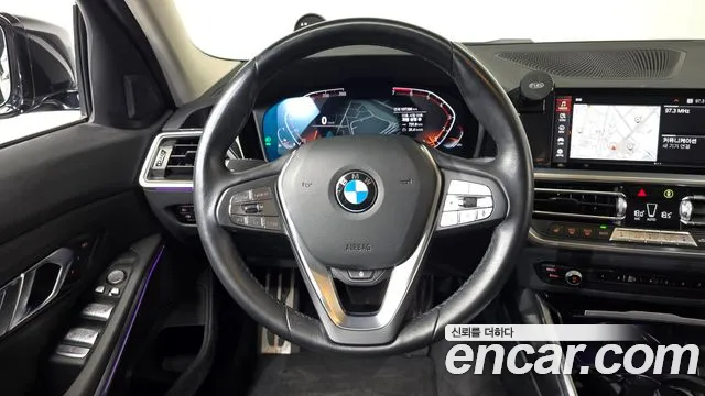 BMW 3-Series 3 серия (G20) — Фото автомобиля 12