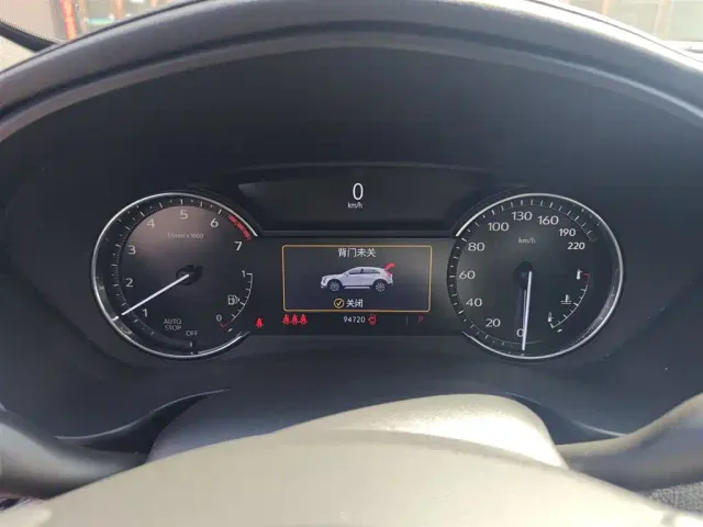Cadillac XT4 — Фото автомобиля 11