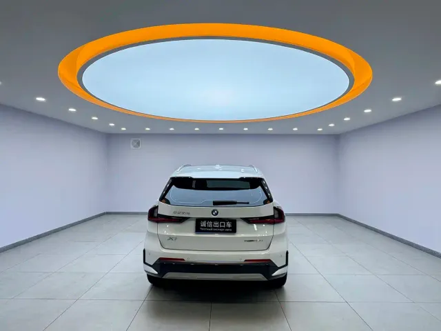BMW X1 — Фото автомобиля 5