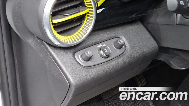 ChevroletGMDaewoo Trax Trax Кроссовер — Фото автомобиля 14