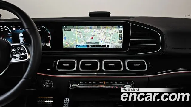 Mercedes-Benz GLE-Class — Фото автомобиля 14