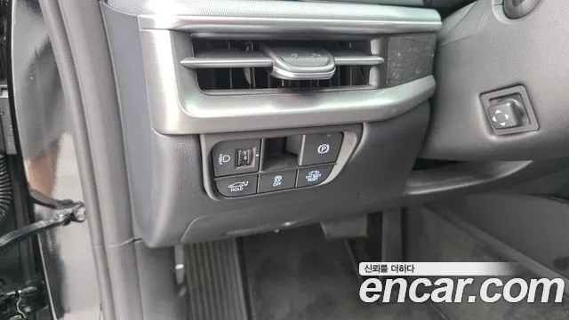 Hyundai Grandeur GN7 — Фото автомобиля 16
