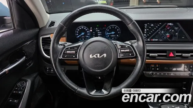 Kia Seltos — Фото автомобиля 22