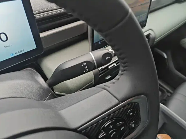 Baojun Yep Plus — Фото автомобиля 13