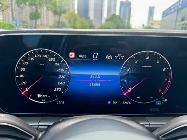 Mercedes-Benz GLE-Class — Фото автомобиля 10