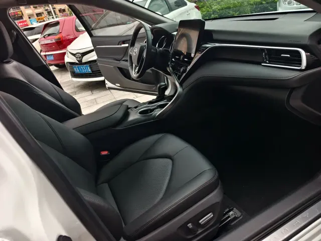 Toyota Camry — Фото автомобиля 19