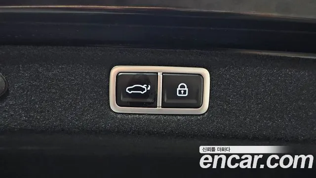 Hyundai Grandeur Grandeur (GN7) 3.5 Бензин 2WD — Фото автомобиля 20