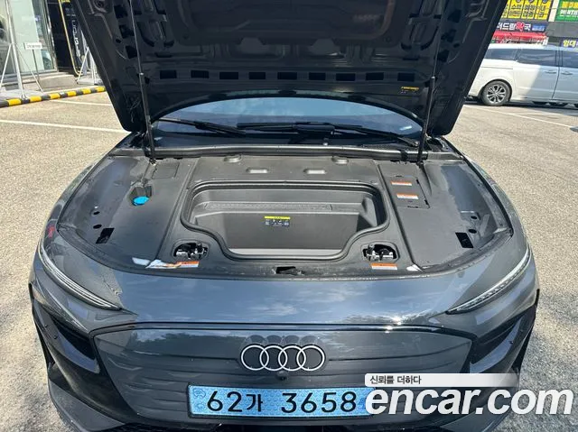 Audi A6 e-tron — Фото автомобиля 6