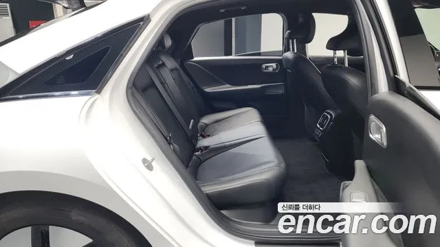 Hyundai Ioniq6 Long Range AWD — Фото автомобиля 12