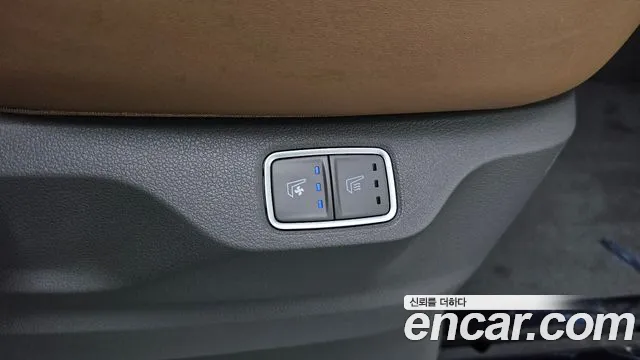 Hyundai Staria Staria Lounge 9 мест — Фото автомобиля 18