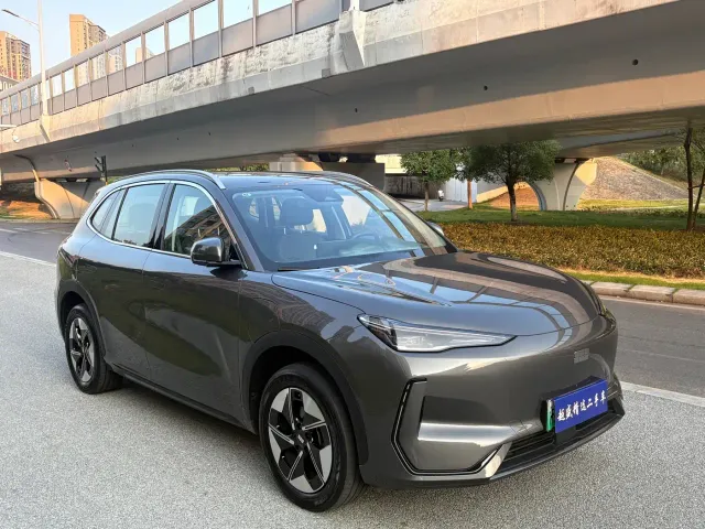 Geely Galaxy E5 — Фото автомобиля 3