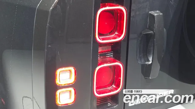 Land Rover Defender L663 — Фото автомобиля 8