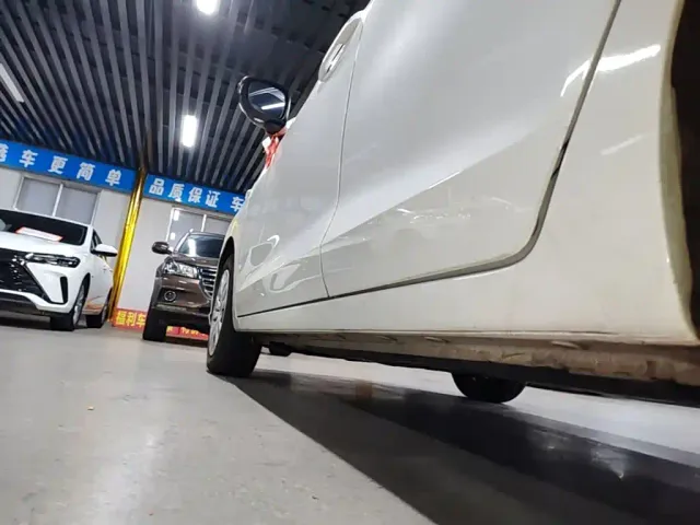 Honda Fit — Фото автомобиля 21