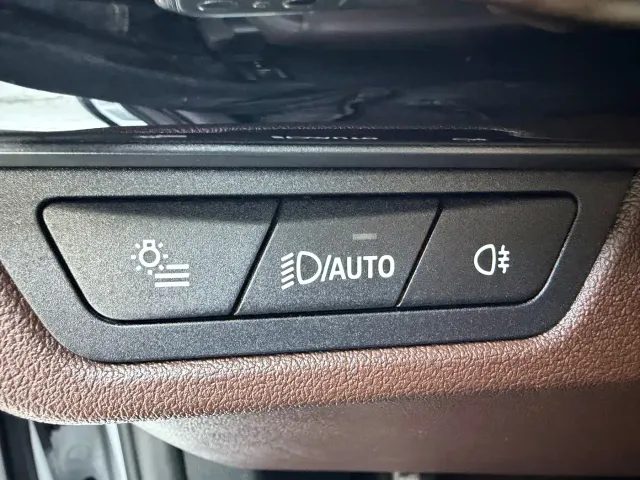 BMW X1 — Фото автомобиля 11