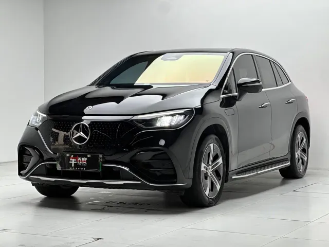 Фотография автомобиля — Mercedes-Benz EQE SUV