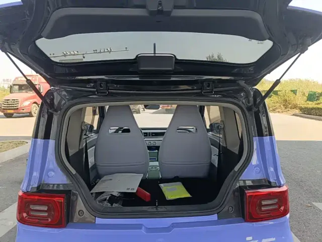 Wuling Hongguang Mini EV — Фото автомобиля 18