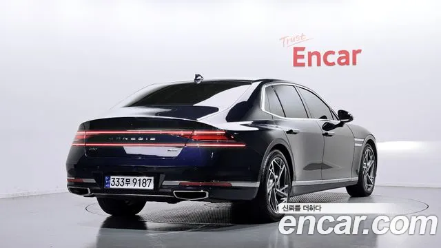 Genesis G90 Бензин 3.5 турбо AWD — Фото автомобиля 2