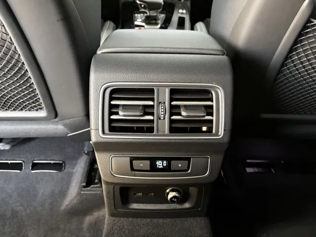 Audi Q5L Sportback — Фото автомобиля 20