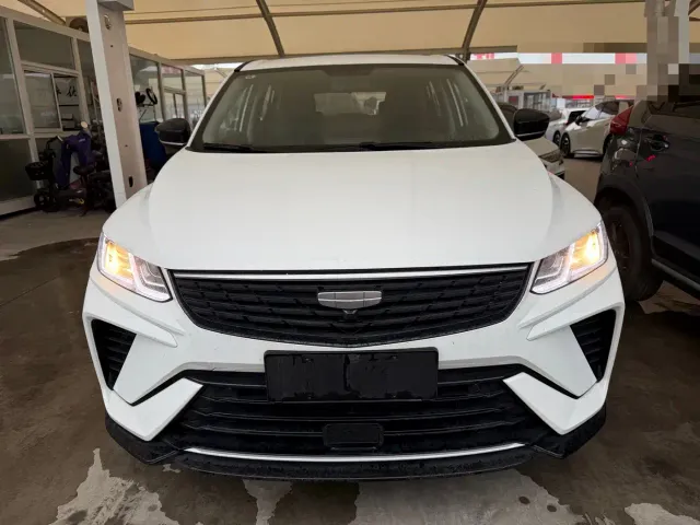 Geely Binyue — Фото автомобиля 2