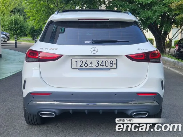 Mercedes-Benz GLA-Class — Фото автомобиля 4