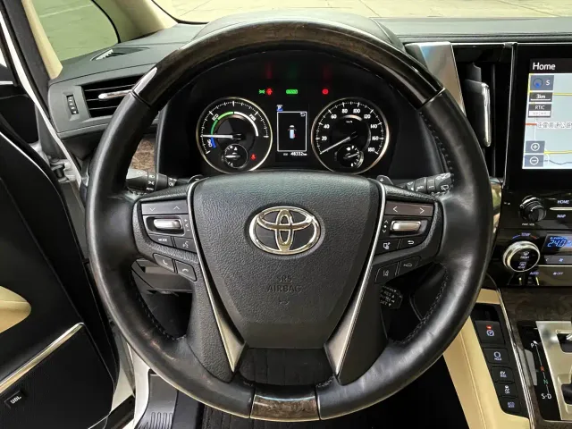 Toyota Vellfire — Фото автомобиля 12