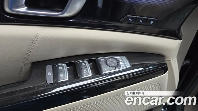 Kia Canival Carnival 4 поколение Бензин 7 мест Hi-Limousine — Фото автомобиля 14