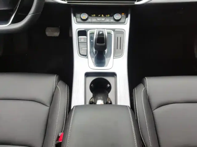 Geely Boyue — Фото автомобиля 16