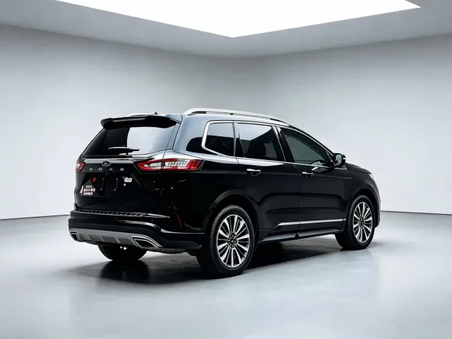 Ford Edge — Фото автомобиля 23