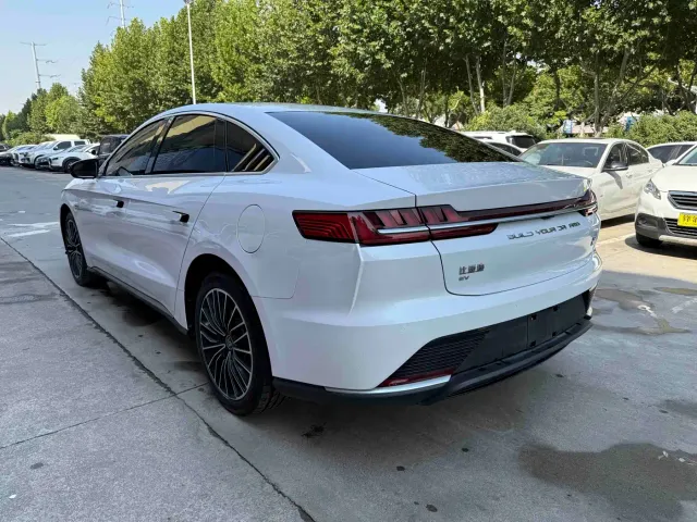 BYD Han — Фото автомобиля 7