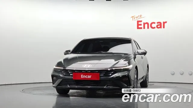 Hyundai AVANTE Новый Avante (CN7) — Фото автомобиля 3