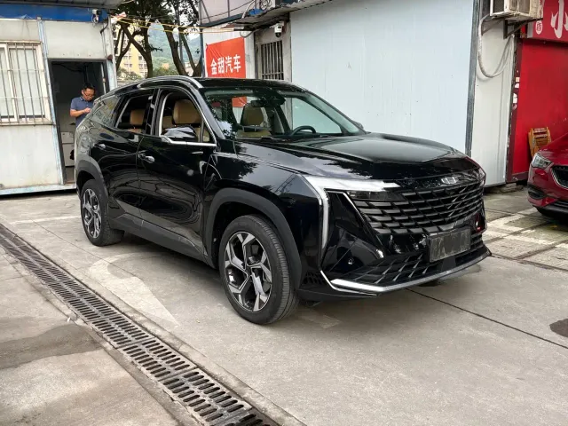 Geely Boyue L — Фото автомобиля 3
