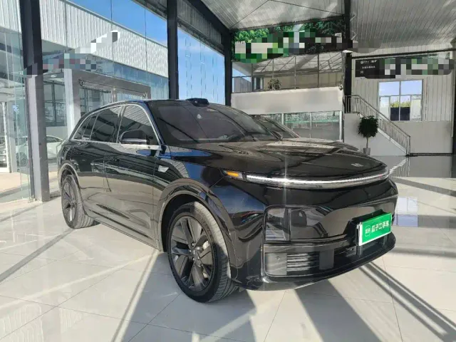 Li Auto L7 — Фото автомобиля 3